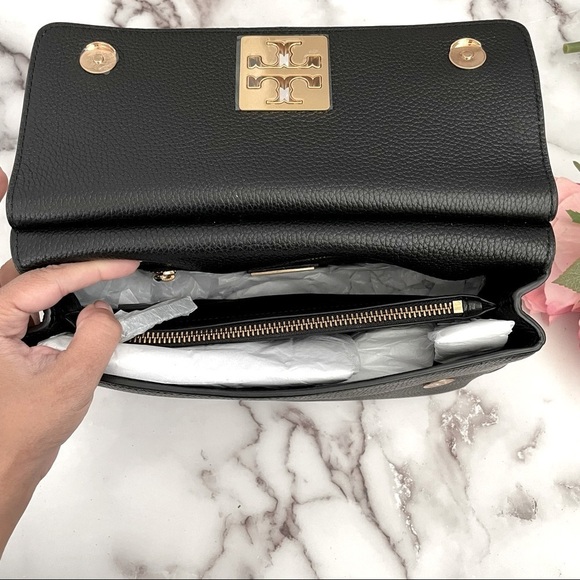 🆕 Authentic Tory Burch Britten Flap Shoulder Bag - Picture 5 of 10